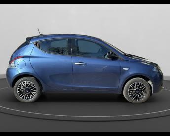 LANCIA CERTIFIED Lancia Ypsilon Iii 2021 1.0 Firefly Hybrid Platino S And S 70cv Usata - City Car Ibrido Blu - Citta Di Castello - 2377558_5