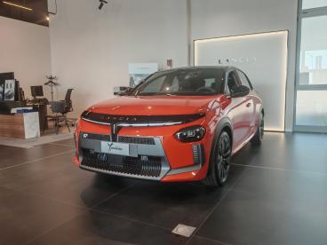 LANCIA CERTIFIED Lancia Ypsilon Hybrid E-dct Hf Line Usata - City Car Ibrido Arancio - Grugliasco - 2377885_3