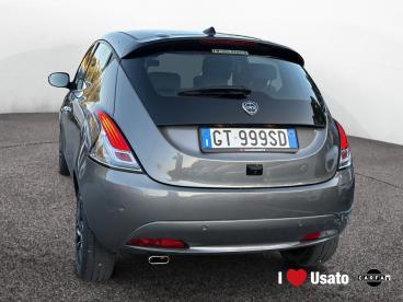 LANCIA CERTIFIED Lancia Ypsilon Iii 2021 1.0 Firefly Hybrid Platino S And S 70cv Usata - City Car Ibrido Grigio - Roma - 2377920_4
