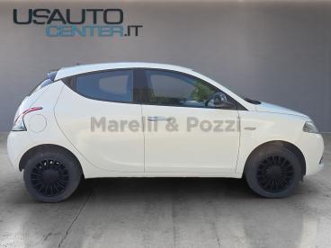LANCIA CERTIFIED Lancia Ypsilon 1.0 Firefly 5 Porte S And S Hybrid Silver Usata - City Car Ibrido Bianco - Varese - 2378062_3