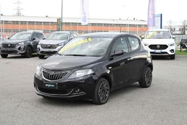 LANCIA CERTIFIED Lancia Ypsilon 1.0 Firefly S And S Hybrid Gold Usata - City Car Ibrido Nero - Carmagnola - 2378859_1