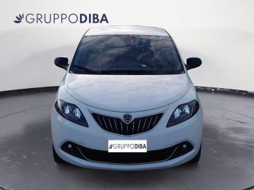 LANCIA CERTIFIED Lancia Ypsilon Iii 2021 1.0 Firefly Hybrid Platino S And S 70cv Usata - City Car Ibrido Bianco - Rimini - 2378892_2