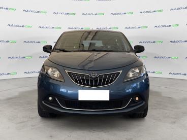 LANCIA CERTIFIED Lancia Ypsilon Iii 2021 1.0 Firefly Hybrid Gold S And S 70cv Usata - City Car Ibrido Blu - Bari - 2379574_2