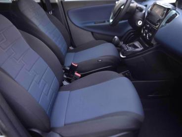 LANCIA CERTIFIED Lancia Ypsilon Iii 2021 1.0 Firefly Hybrid Platino S And S 70cv Usata - City Car Ibrido Grigio - Brescia - 2381488_5