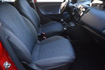 LANCIA CERTIFIED Lancia Ypsilon Iii 2021 1.0 Firefly Hybrid Oro S And S 70cv Usata - City Car Ibrido Rosso - Brescia - 2381491_5