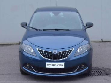 LANCIA CERTIFIED Lancia Ypsilon Iii 2021 1.0 Firefly Hybrid Platino S And S 70cv Usata - City Car Ibrido Blu - Brescia - 2381495_2