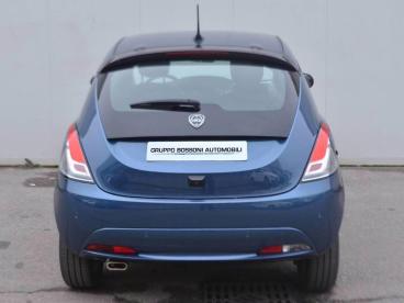 LANCIA CERTIFIED Lancia Ypsilon Iii 2021 1.0 Firefly Hybrid Platino S And S 70cv Usata - City Car Ibrido Blu - Brescia - 2381500_4