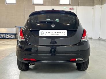 LANCIA CERTIFIED Lancia Ypsilon 1.0 Firefly 70cv Hybrid Platino Usata - City Car Ibrido Nero - Milano - 2382792_5