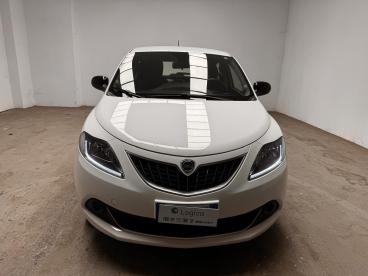 LANCIA CERTIFIED Lancia Ypsilon Iii 2021 1.0 Firefly Hybrid Silver S And S 70cv Usata - City Car Ibrido Bianco - Biella - 2383380_2