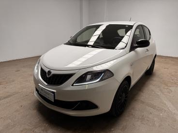 LANCIA CERTIFIED Lancia Ypsilon Iii 2021 1.0 Firefly Hybrid Silver S And S 70cv Usata - City Car Ibrido Bianco - Biella - 2383380_5