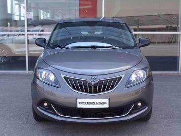 LANCIA CERTIFIED Lancia Ypsilon Iii 2021 1.0 Firefly Hybrid Platino S And S 70cv Usata - City Car Ibrido Grigio - Brescia - 2383383_2