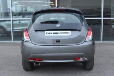 LANCIA CERTIFIED Lancia Ypsilon Iii 2021 1.0 Firefly Hybrid Platino S And S 70cv Usata - City Car Ibrido Grigio - Brescia - 2383394_4
