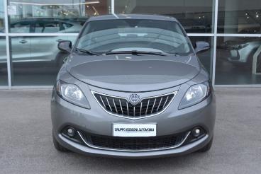LANCIA CERTIFIED Lancia Ypsilon Iii 2021 1.0 Firefly Hybrid Platino S And S 70cv Usata - City Car Ibrido Grigio - Brescia - 2383395_2