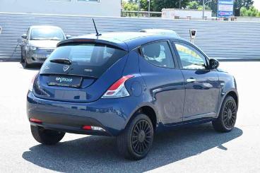 LANCIA CERTIFIED Lancia Ypsilon 1.0 Firefly 5 Porte S And S Hybrid Silver Usata - City Car Ibrido Blu - Carmagnola - 2383402_5