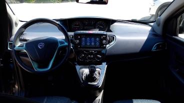 LANCIA CERTIFIED Lancia Ypsilon 1.0 Firefly 70 Cv Start And Amp,stop Hybrid Gold Usata - City Car Ibrido Grigio - Fisciano - 2383441_5