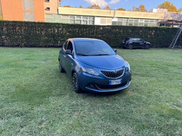 LANCIA CERTIFIED Lancia Ypsilon 1.0 Firefly 70 Cv Start And Amp,stop Hybrid Gold Usata - City Car Ibrido Blu - Fisciano - 2383442_2