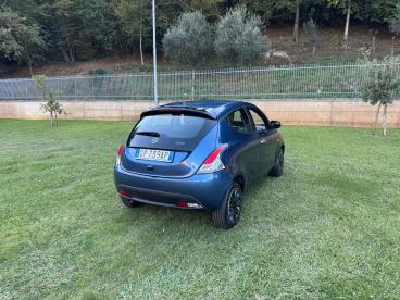 LANCIA CERTIFIED Lancia Ypsilon 1.0 Firefly 70 Cv Start And Amp,stop Hybrid Gold Usata - City Car Ibrido Blu - Fisciano - 2383442_4