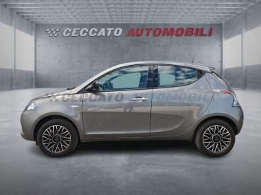 LANCIA CERTIFIED Lancia Ypsilon 1.0 Firefly Hybrid Platino S And S 70cv Usata - City Car Ibrido Grigio - Bassano Del Grappa - 2385025_2