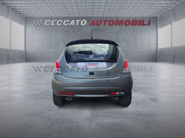 LANCIA CERTIFIED Lancia Ypsilon 1.0 Firefly Hybrid Platino S And S 70cv Usata - City Car Ibrido Grigio - Bassano Del Grappa - 2385025_5