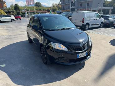 LANCIA CERTIFIED Lancia Ypsilon Ypsilon1.0 70 Cv S And Amp,s Hybrid Silver Plus Usata - City Car Ibrido Nero - Fisciano - 2386088_2