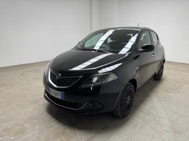 LANCIA CERTIFIED Lancia Ypsilon Iii 2021 1.0 Firefly Hybrid Silver S And S 70cv Usata - City Car Ibrido Nero - Biella - 2386576_5