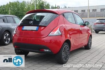 LANCIA CERTIFIED Lancia Ypsilon 1.0 70cv Hybrid Gold Usata - City Car Ibrido Rosso - Mirano - 2386615_3