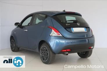 LANCIA CERTIFIED Lancia Ypsilon 1.0 70cv Hybrid Gold Usata - City Car Ibrido Blu - Mirano - 2386616_3