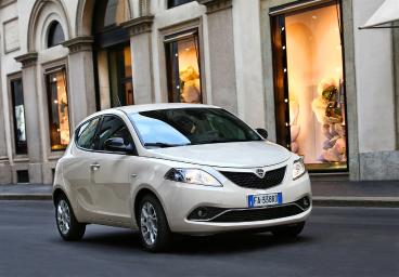 LANCIA CERTIFIED Lancia Ypsilon Iii 2015 1.2 Gold S And S 69cv My19 Usata - City Car Benzina Beige - Pisa - 2386939_5