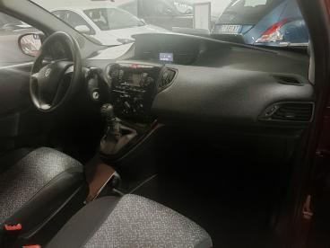 LANCIA CERTIFIED Lancia Ypsilon 1.0 Firefly 5 Porte S And S Hybrid Silver Usata - City Car Ibrido Rosso - Grugliasco - 2387365_5