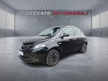 LANCIA CERTIFIED Lancia Ypsilon 1.0 Firefly Hybrid Gold S And S 70cv 5p.ti Usata - City Car Ibrido Nero - Bassano Del Grappa - 2387848_1