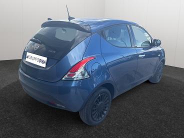 LANCIA CERTIFIED Lancia Ypsilon Iii 2021 1.0 Firefly Hybrid Silver S And S 70cv Usata - City Car Ibrido Blu - Rimini - 2388848_5