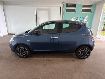 LANCIA CERTIFIED Lancia Ypsilon 1.0 Firefly 70cv Hybrid Silver Plus Usata - City Car Ibrido Blu - Napoli - 2389313_4