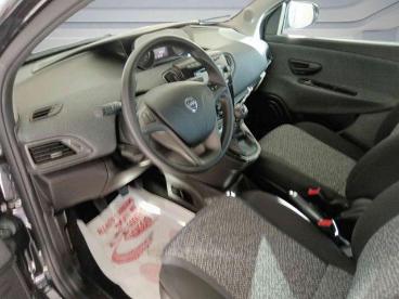 LANCIA CERTIFIED Lancia Ypsilon 1.0 Firefly 5 Porte S And S Hybrid Silver Plus Usata - City Car Ibrido Nero - Bologna - 2389792_2