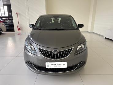 LANCIA CERTIFIED Lancia Ypsilon 1.0 Firefly 70cv Hybrid Platino Usata - City Car Ibrido Grigio - Roma - 2389844_2