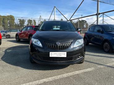 LANCIA CERTIFIED Lancia Ypsilon 1.0 Firefly 70cv Hybrid Oro Usata - City Car Ibrido Nero - Torino - 2390208_2