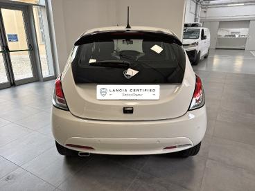 LANCIA CERTIFIED Lancia Ypsilon 1.0 Firefly 70cv Hybrid Platino Usata - City Car Ibrido Bianco - Roma - 2390723_5