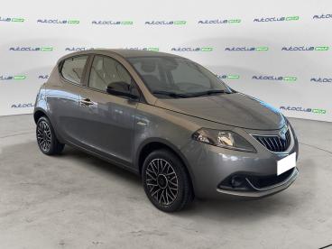 LANCIA CERTIFIED Lancia Ypsilon Iii 2021 1.0 Firefly Hybrid Platino S And S 70cv Usata - City Car Ibrido Grigio - Bari - 2391287_3