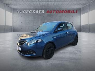 LANCIA CERTIFIED Lancia Ypsilon 1.0 Firefly Hybrid Silver S And S 70cv 5p.ti Usata - City Car Ibrido Blu - Bassano Del Grappa - 2391649_1