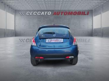 LANCIA CERTIFIED Lancia Ypsilon 1.0 Firefly Hybrid Silver S And S 70cv 5p.ti Usata - City Car Ibrido Blu - Bassano Del Grappa - 2391649_5