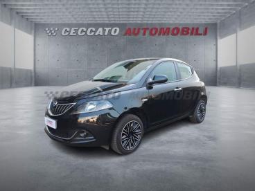 LANCIA CERTIFIED Lancia Ypsilon 1.0 Firefly Hybrid Gold S And S 70cv 5p.ti Usata - City Car Ibrido Nero - Bassano Del Grappa - 2391650_1
