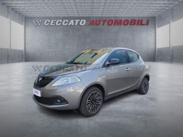 LANCIA CERTIFIED Lancia Ypsilon 1.0 Firefly Hybrid Oro S And S 70cv Usata - City Car Ibrido Grigio - Bassano Del Grappa - 2392126_1