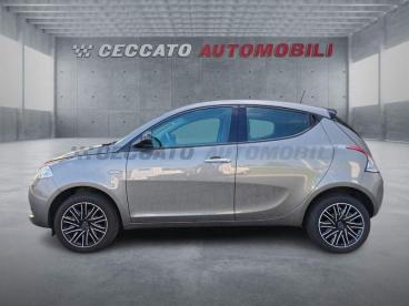 LANCIA CERTIFIED Lancia Ypsilon 1.0 Firefly Hybrid Oro S And S 70cv Usata - City Car Ibrido Grigio - Bassano Del Grappa - 2392126_2