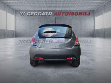 LANCIA CERTIFIED Lancia Ypsilon 1.0 Firefly Hybrid Oro S And S 70cv Usata - City Car Ibrido Grigio - Bassano Del Grappa - 2392126_5