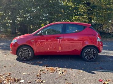 LANCIA CERTIFIED Lancia Ypsilon 1.0 Firefly 70cv S&s Hybrid Gold Usata - City Car Ibrido Rosso - Torino - 2392340_4