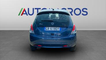 LANCIA CERTIFIED Lancia Ypsilon Iii 2021 1.0 Firefly Hybrid Gold Plus S And S 70cv Usata - City Car Ibrido Blu - Torino - 2392487_4