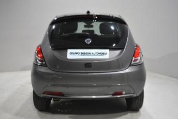 LANCIA CERTIFIED Lancia Ypsilon Iii 2021 1.0 Firefly Hybrid Platino S And S 70cv Usata - City Car Ibrido Grigio - Brescia - 2392718_4
