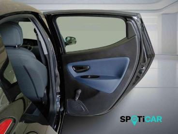 LANCIA CERTIFIED Lancia Ypsilon 1.0 Firefly 5 Porte S And S Hybrid Oro Usata - City Car Ibrido Nero - Bologna - 2392745_2