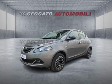 LANCIA CERTIFIED Lancia Ypsilon 1.0 Firefly Hybrid Platino S And S 70cv Usata - City Car Ibrido Grigio - Bassano Del Grappa - 2393029_1