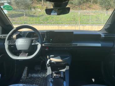 LANCIA CERTIFIED Lancia Ypsilon Nuova Lx 100% Elettrica 156cv Usata - City Car Elettrica Oro - Fisciano - 2393060_5