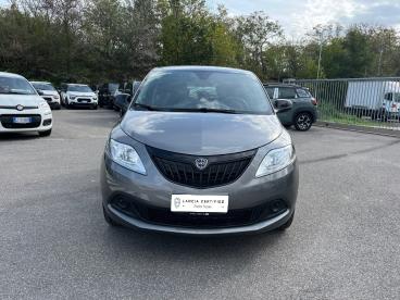 LANCIA CERTIFIED Lancia Ypsilon 1.0 Firefly 70cv S&s Hybrid Silver Plus Usata - City Car Ibrido Grigio - Roma - 2393214_2